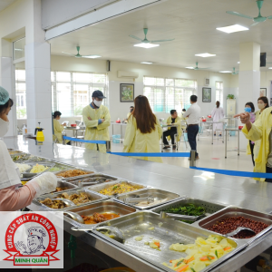 Minh Quân nhận đấu thầu căn tin và cung cấp suất ăn công nhân tại Bình Dương
