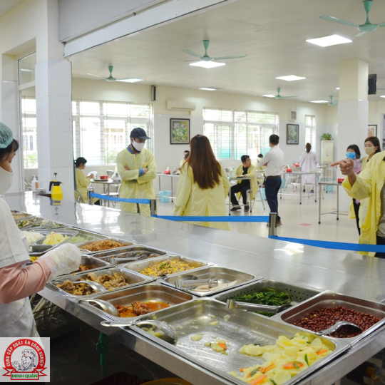 Minh Quân nhận đấu thầu căn tin và cung cấp suất ăn công nhân tại Bình Dương